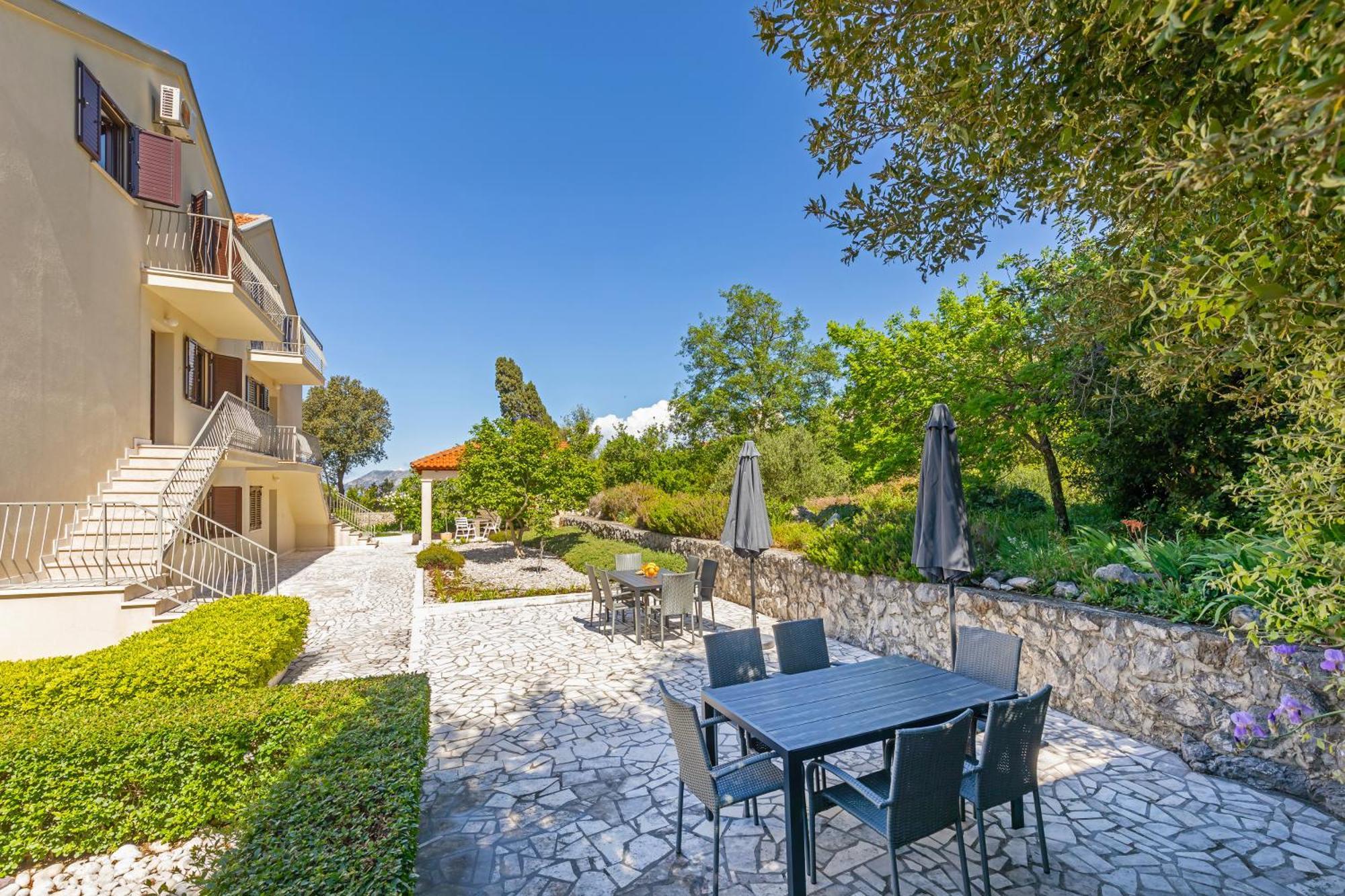 Apartment Macan Кавтат Екстериор снимка