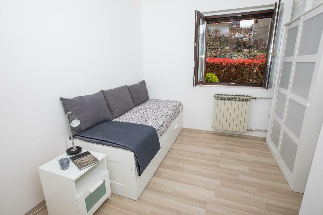 Apartment Macan Кавтат Екстериор снимка
