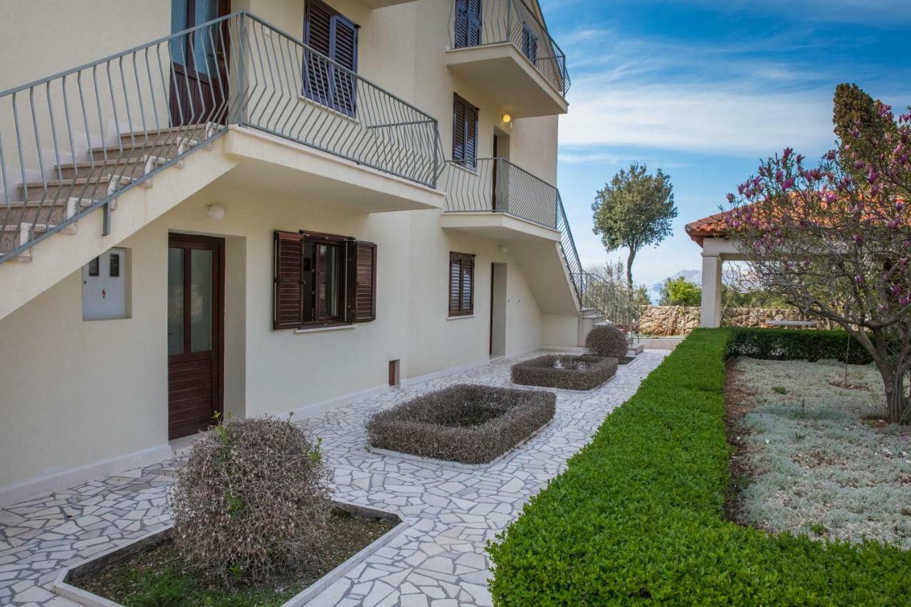 Apartment Macan Кавтат Екстериор снимка
