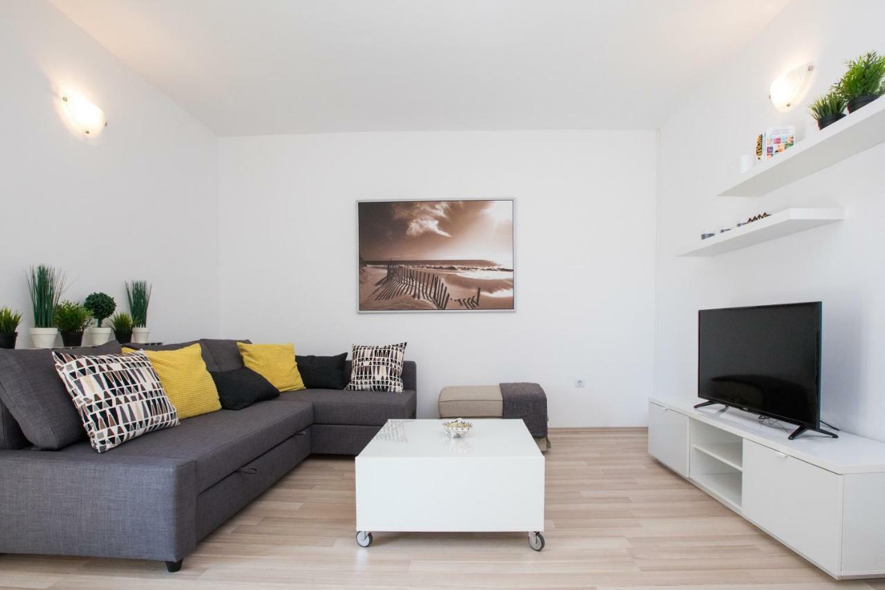 Apartment Macan Кавтат Екстериор снимка